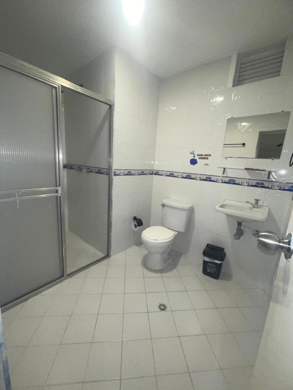 Hotel Villa Real Medellín Zewnętrze zdjęcie