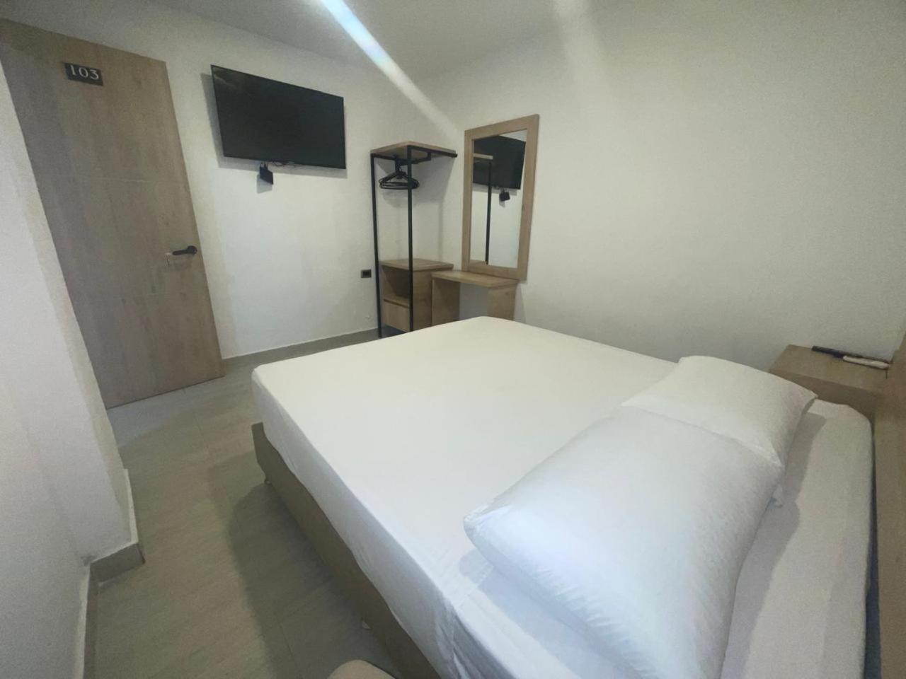 Hotel Villa Real Medellín Zewnętrze zdjęcie